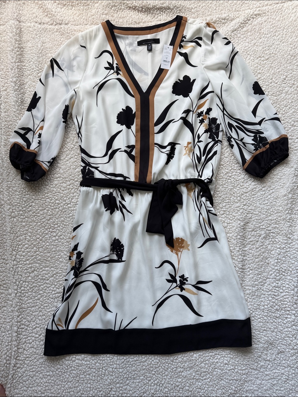 White House Black Market Blouson Dress Size M NWT